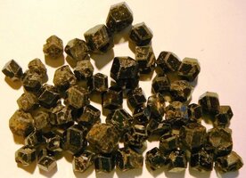 Edelsteen Remedie Granaat, Zwart  Inhoud 10 cc